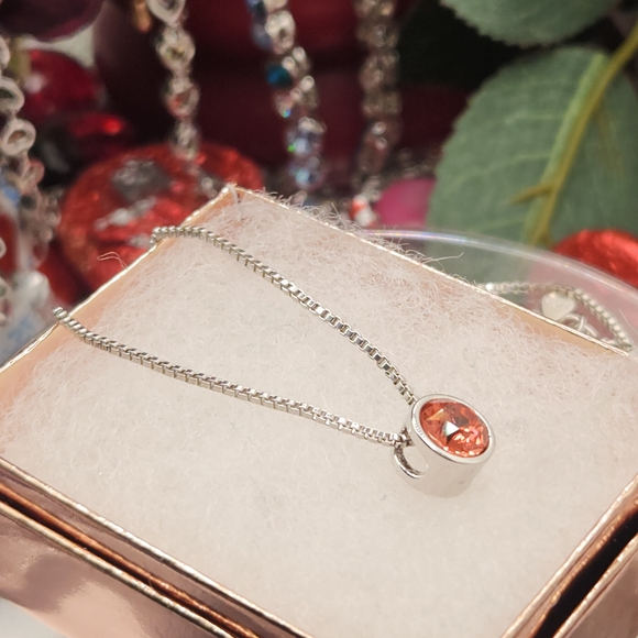 Elegant Swarovki Crystal's Solitaire Pinkish Orange Silver Necklace 18" - Picture 6 of 11
